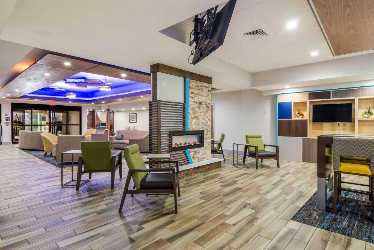 Comfort Inn & Suites Montrose Hill Екстер'єр фото