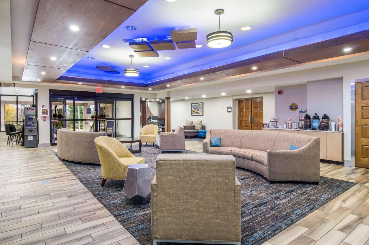 Comfort Inn & Suites Montrose Hill Екстер'єр фото