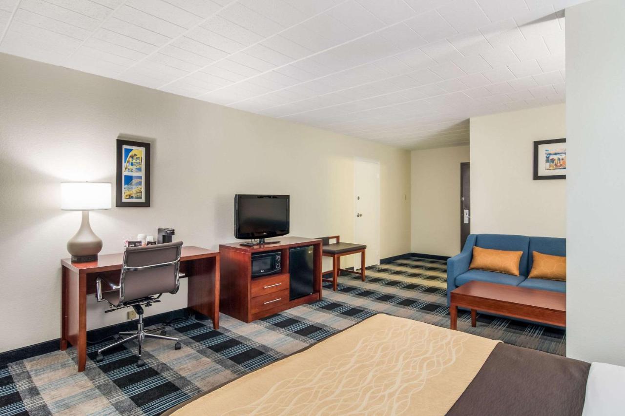 Comfort Inn & Suites Montrose Hill Екстер'єр фото