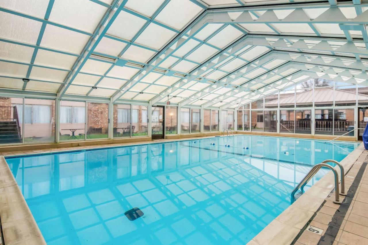 Comfort Inn & Suites Montrose Hill Екстер'єр фото