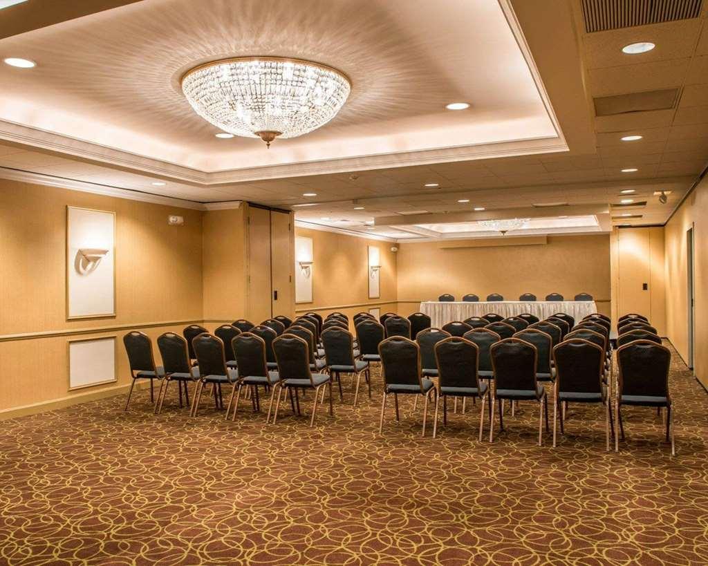 Comfort Inn & Suites Montrose Hill Зручності фото
