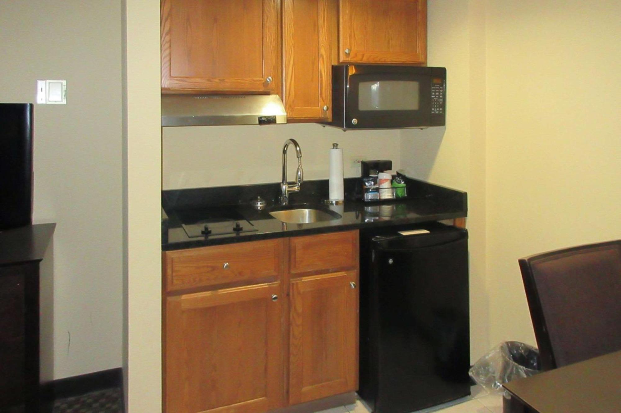 Comfort Inn & Suites Montrose Hill Екстер'єр фото