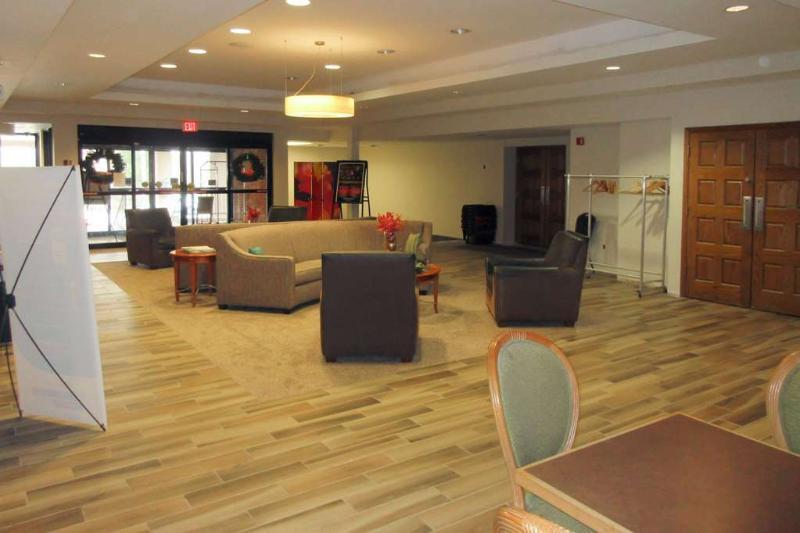 Comfort Inn & Suites Montrose Hill Екстер'єр фото
